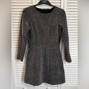 GUC H&M black and white chevron print long sleeve mini dress